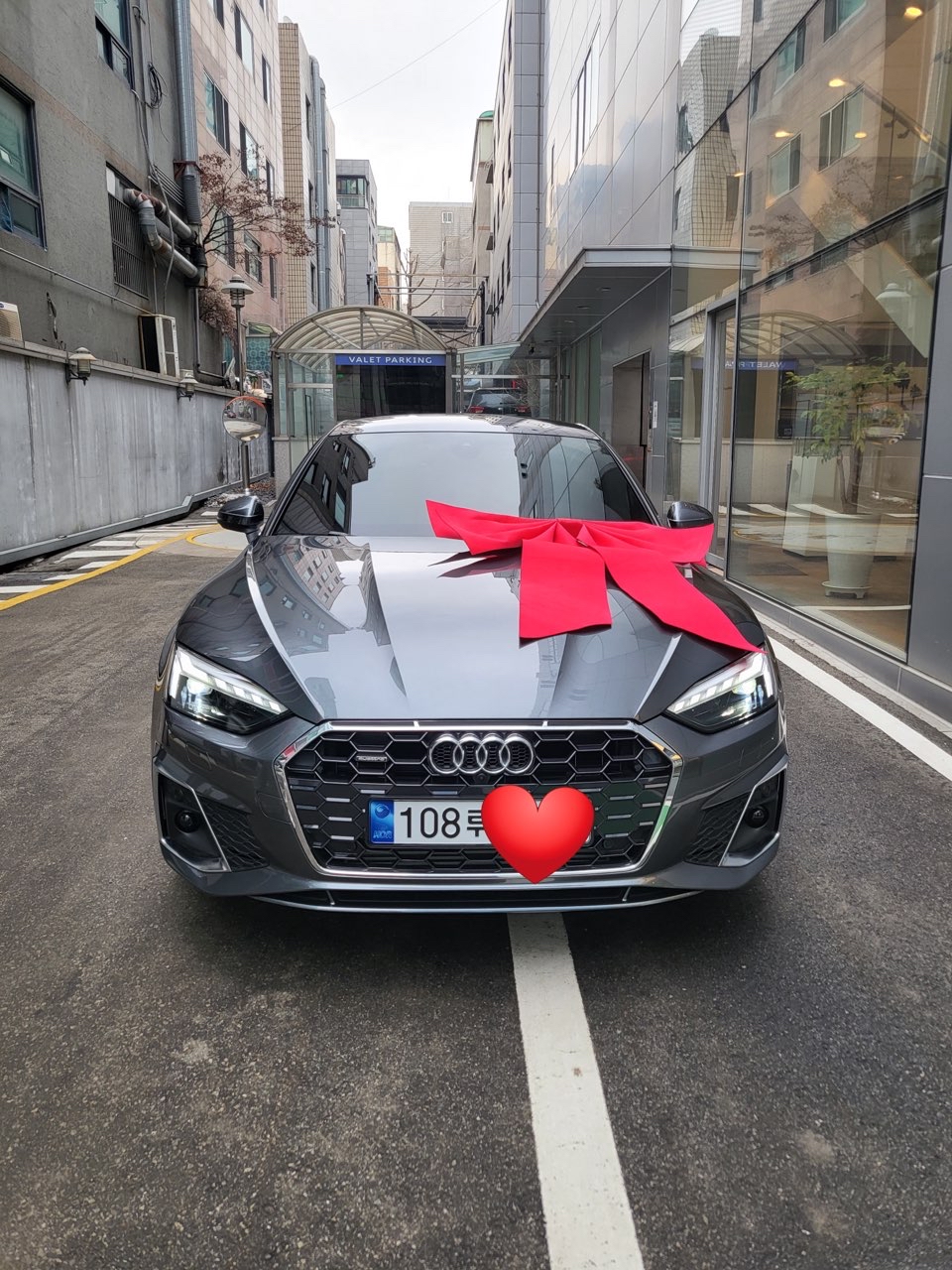 아우디 A5 40 TFSI 콰트로 프리미엄 스포츠백 썸네일 이미지