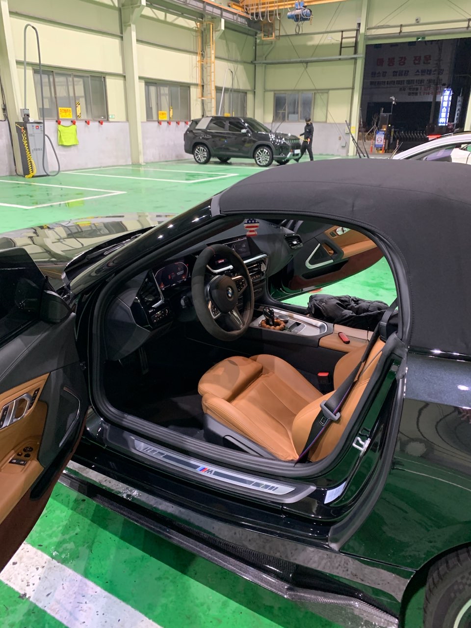 BMW Z4 20i sDrive M 스포츠 패키지 게시글 썸네일