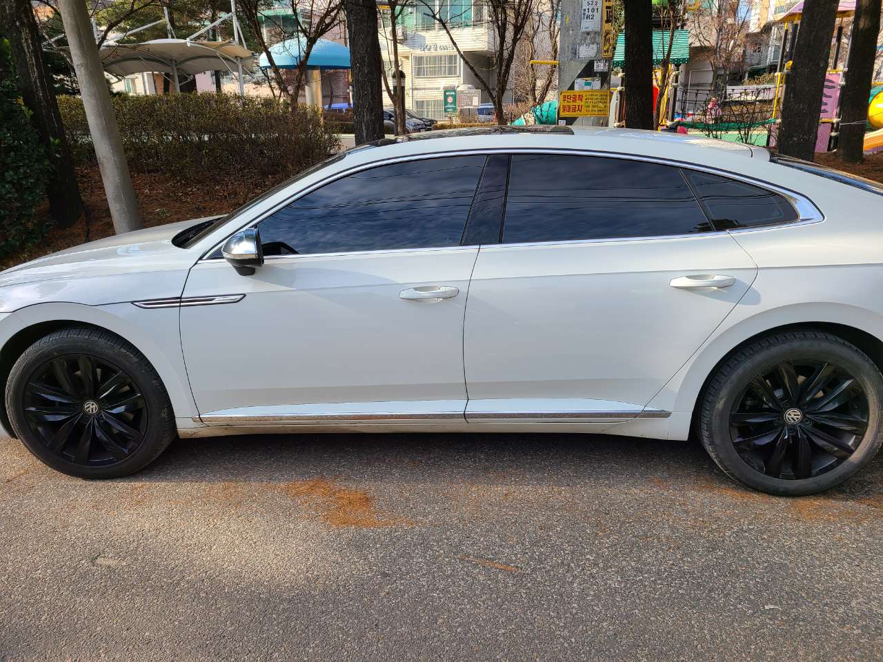 폭스바겐 아테온 2.0 TDI 엘레강스 프레스티지 썸네일 이미지