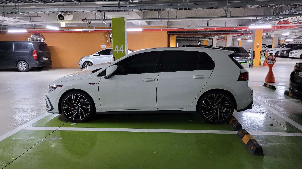 폭스바겐 골프 GTI 2.0 GTI 썸네일 이미지