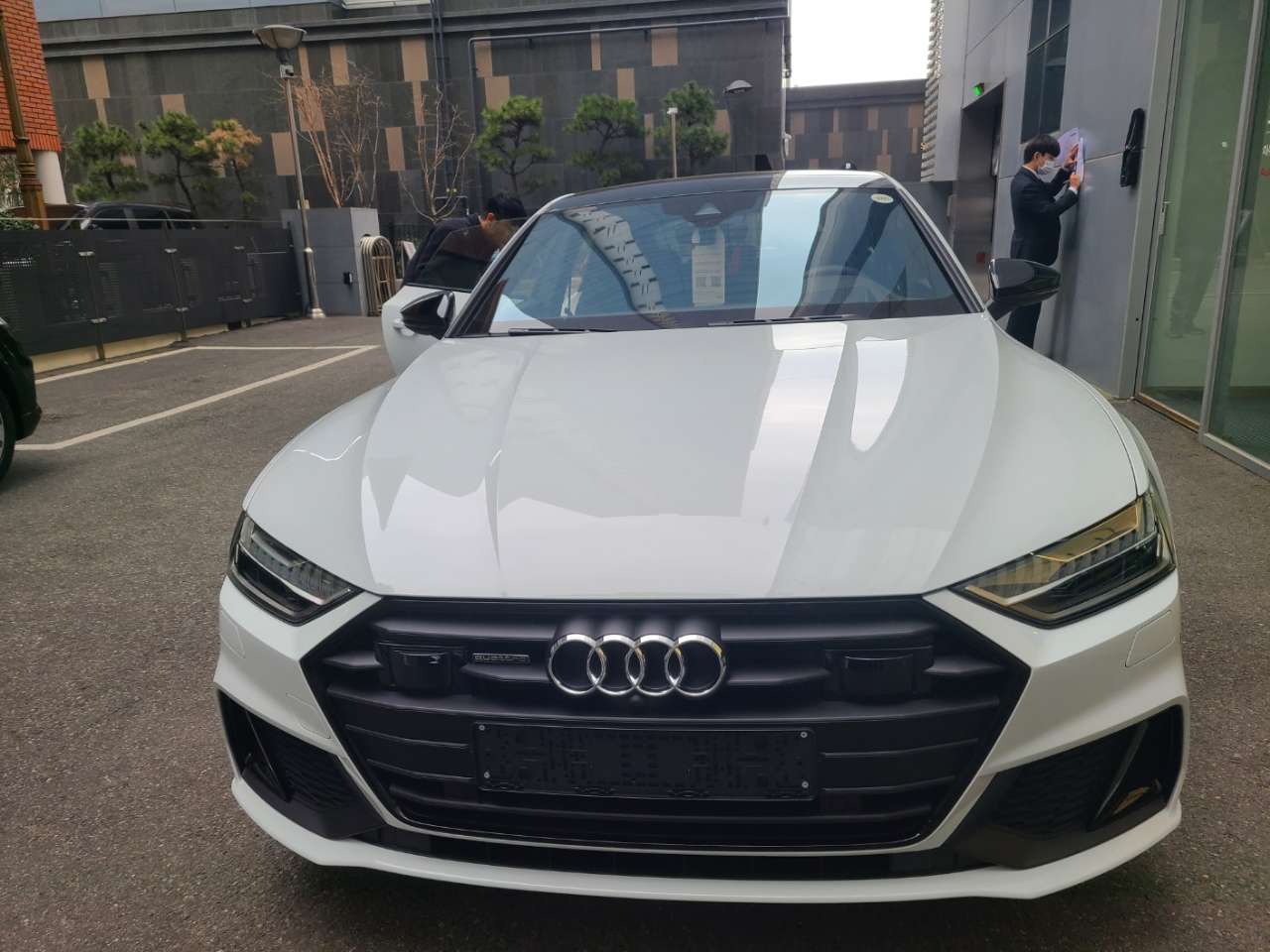 아우디 A7 55 TFSI 콰트로 프리미엄 [2C5] 게시글 썸네일