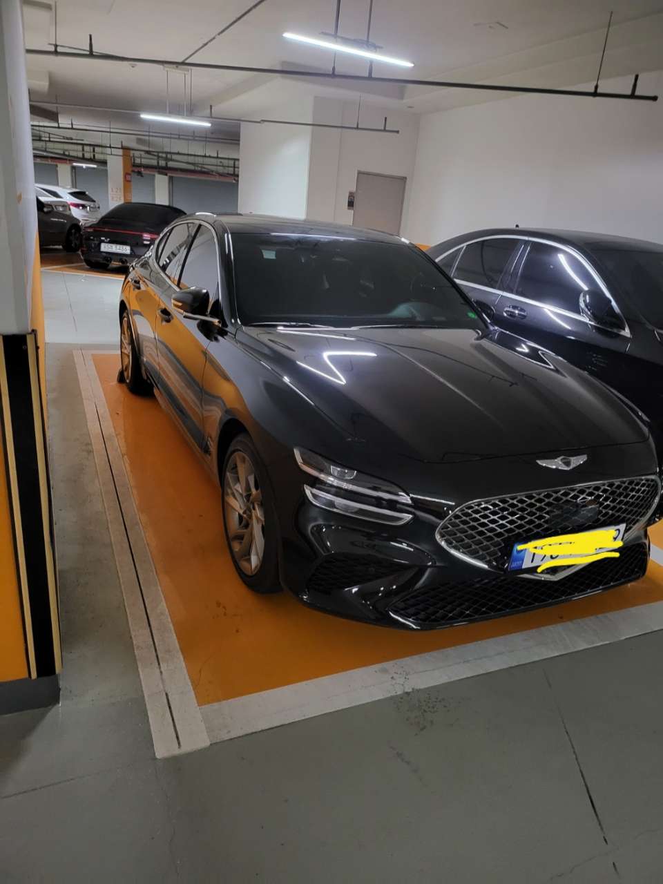 ์ ๋ค์์ค G70 2.0T 2WD ์ธ๋ค์ผ ์ด๋ฏธ์ง