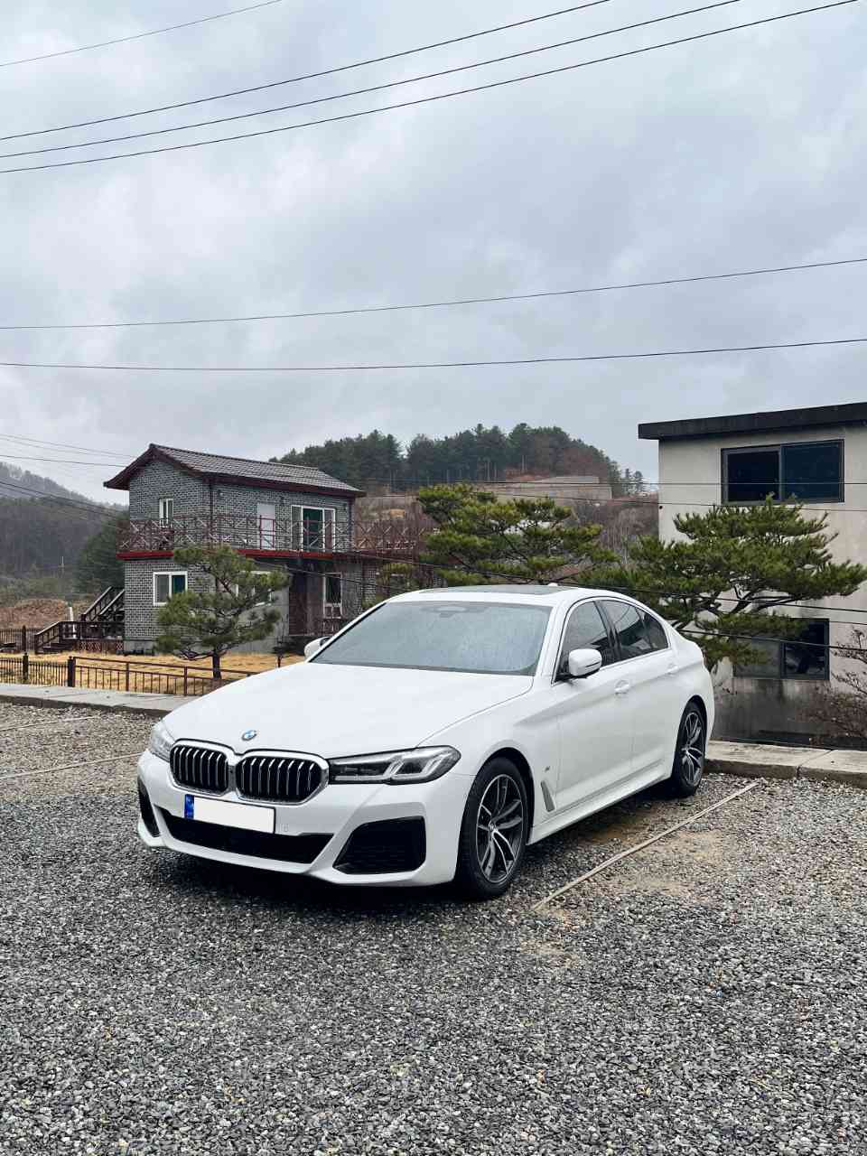 BMW 5시리즈 520i M 스포츠 패키지 P1-1 게시글 썸네일