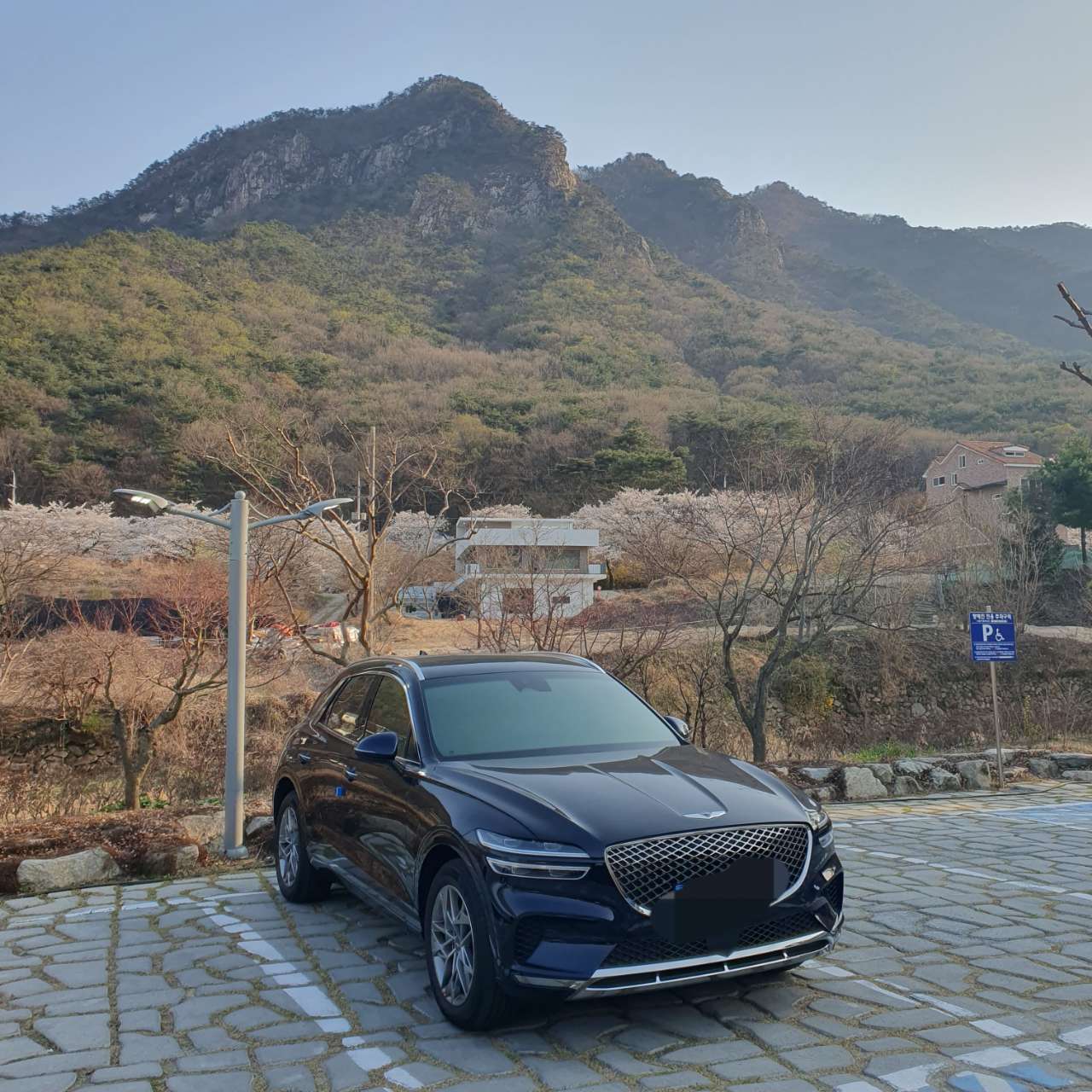 제네시스 GV70 가솔린 2.5 터보 2WD 파퓰러 I 패키지 썸네일 이미지