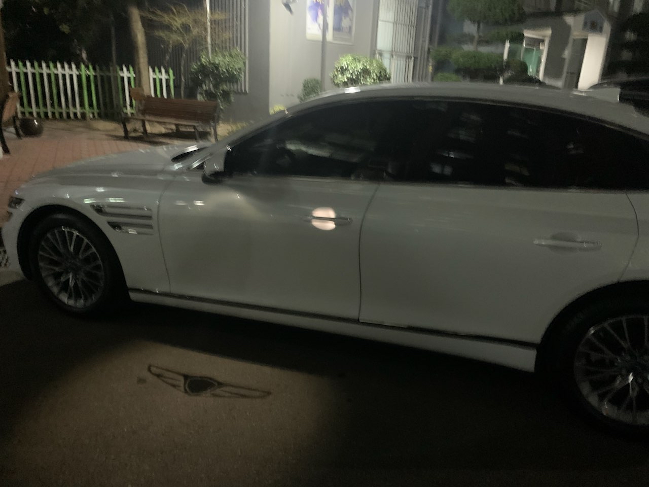 제네시스 G80 가솔린 2.5 터보 AWD 파퓰러 패키지 썸네일 이미지