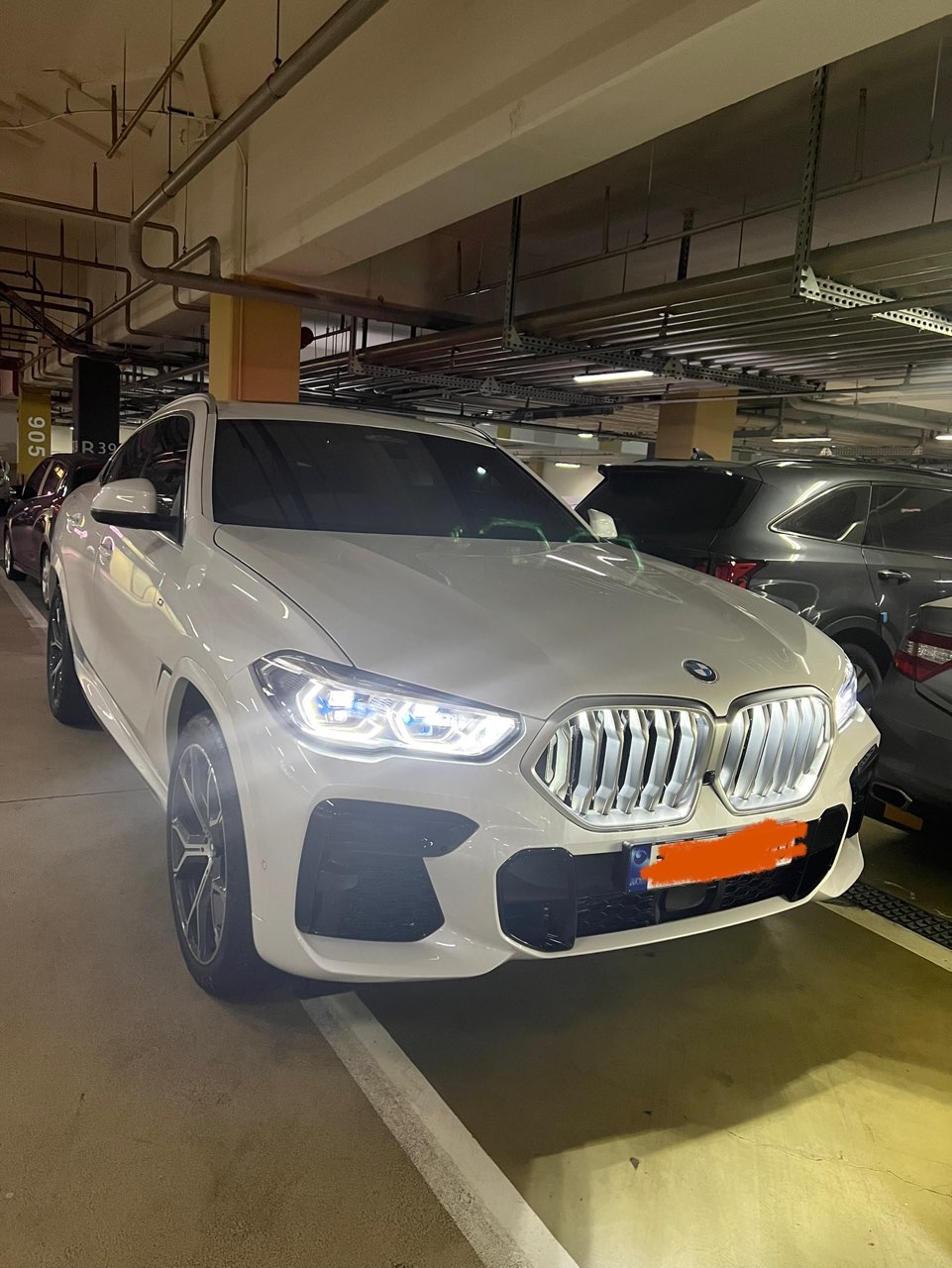 BMW X6 xDrive 40i M 스포츠 P1 게시글 썸네일