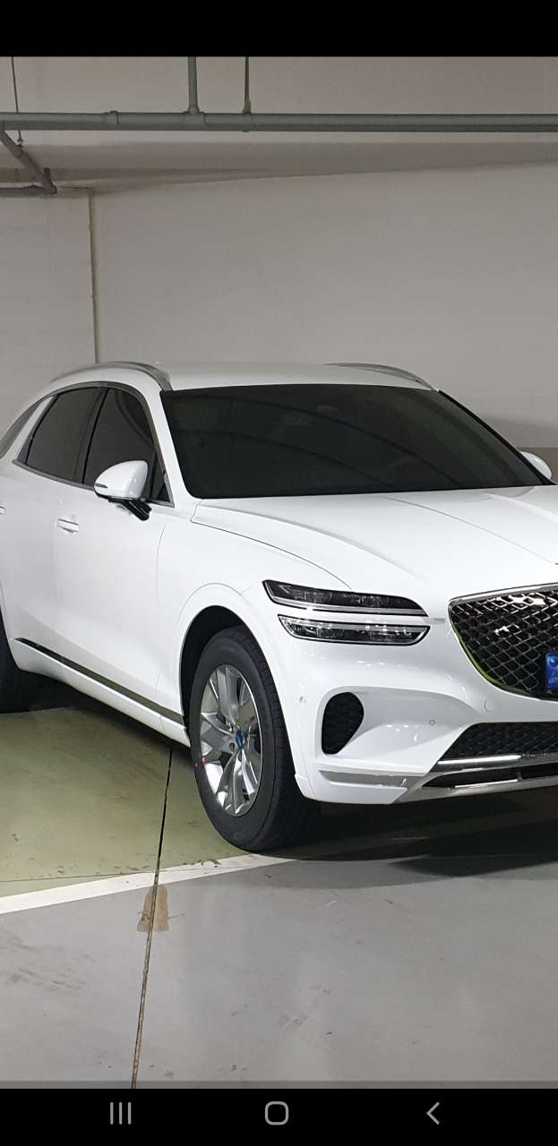 제네시스 GV70 가솔린 2.5 터보 2WD 파퓰러 I 패키지 썸네일 이미지