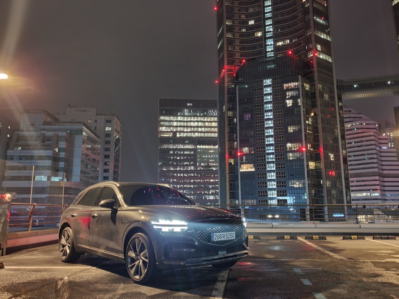 제네시스 GV70 디젤 2.2 AWD 파퓰러 I 패키지 썸네일 이미지