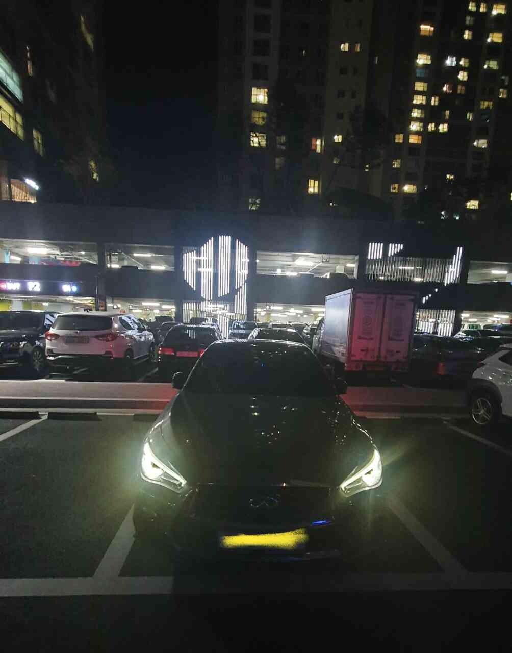 Es300h 22년형 vs 21년 재고전시차 이미지7