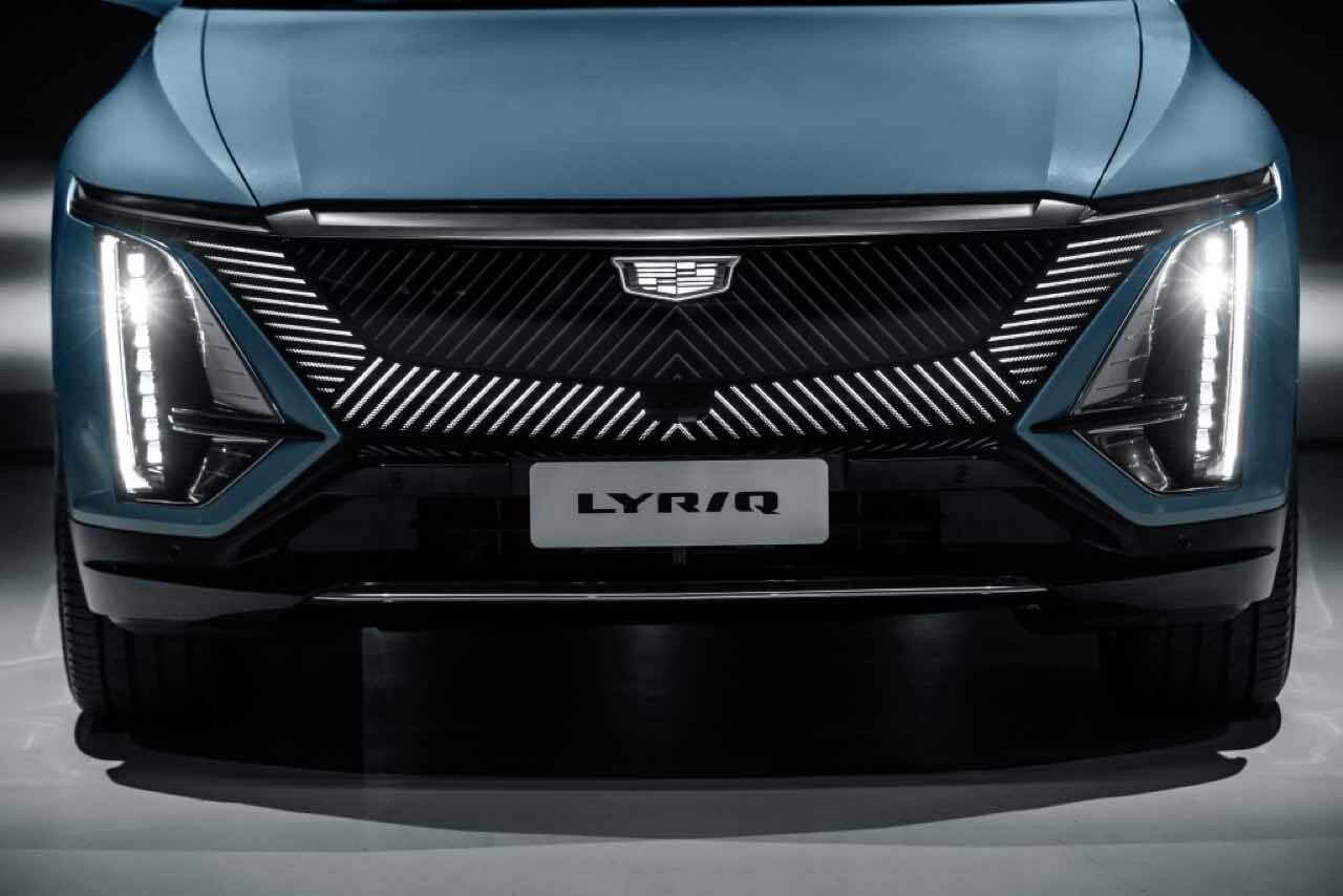 2022 캐딜락 리릭 오피셜 & 전시차 사진 이미지5