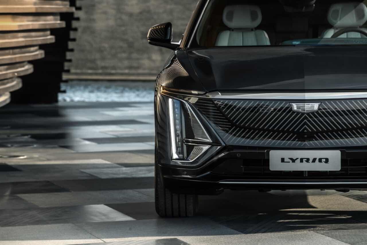 2022 캐딜락 리릭 오피셜 & 전시차 사진 이미지7