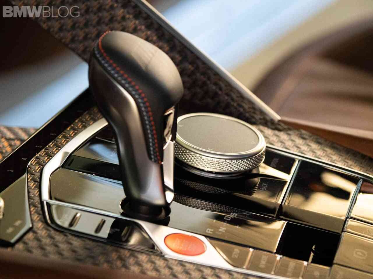 BMW의 차세대 플래그십 SUV, XM 디자인 공개 (컨셉) 이미지34