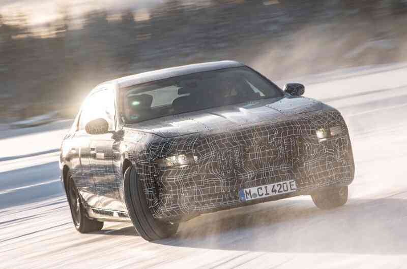 BMW i7 티저 사진 떴습니다.  이미지4