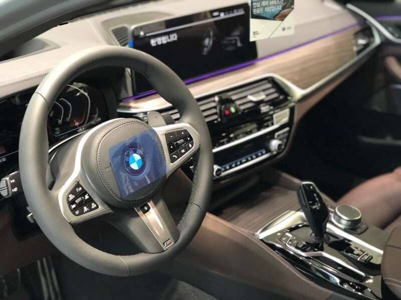 아우디 6기통 세단 vs BMW 4기통 세단  이미지7