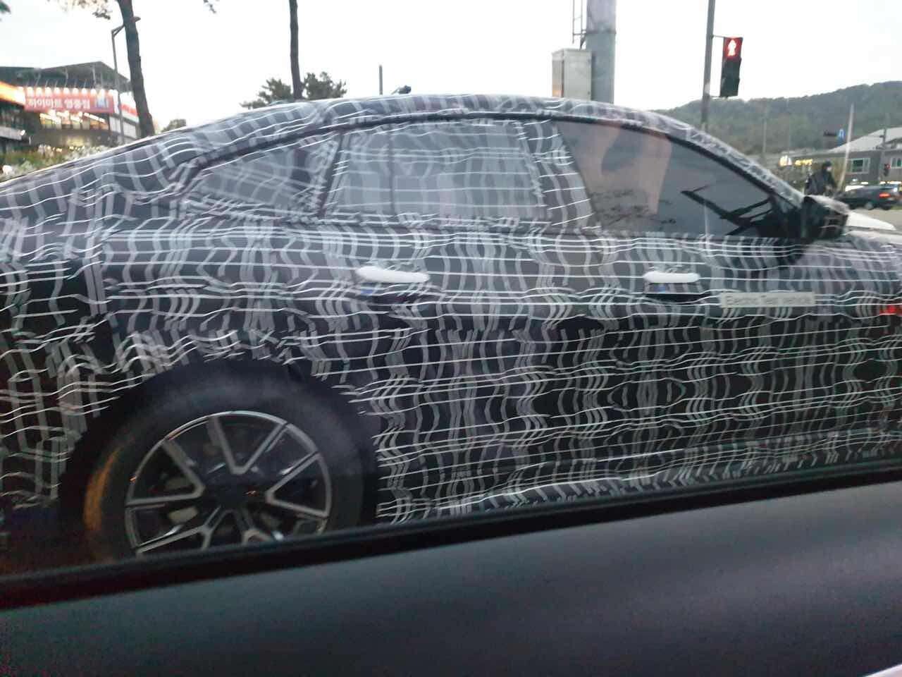 BMW i4 테스트카 한국에 들어와있네요 이미지1