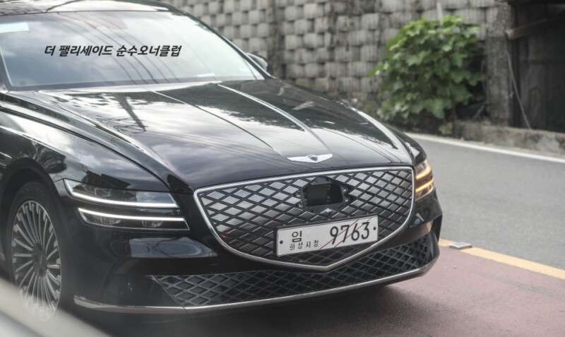 제네시스 G80e 주행 사진들  썸네일