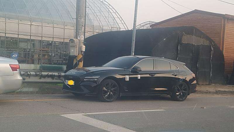 제네시스 G70 슈팅브레이크 실제로 보면?! 게시글 썸네일
