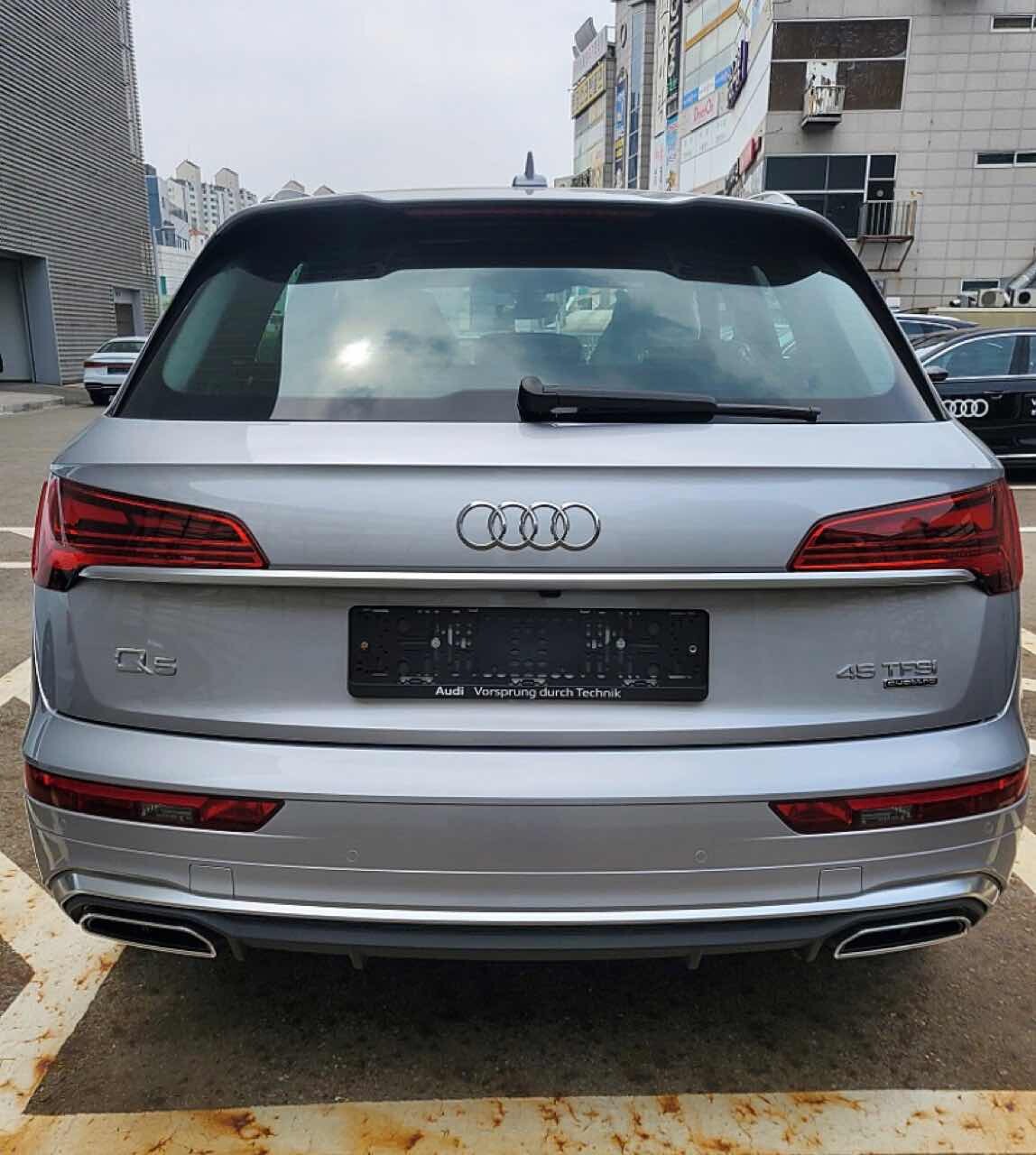 아우디 Q5 페이스리프트 전시차  이미지7