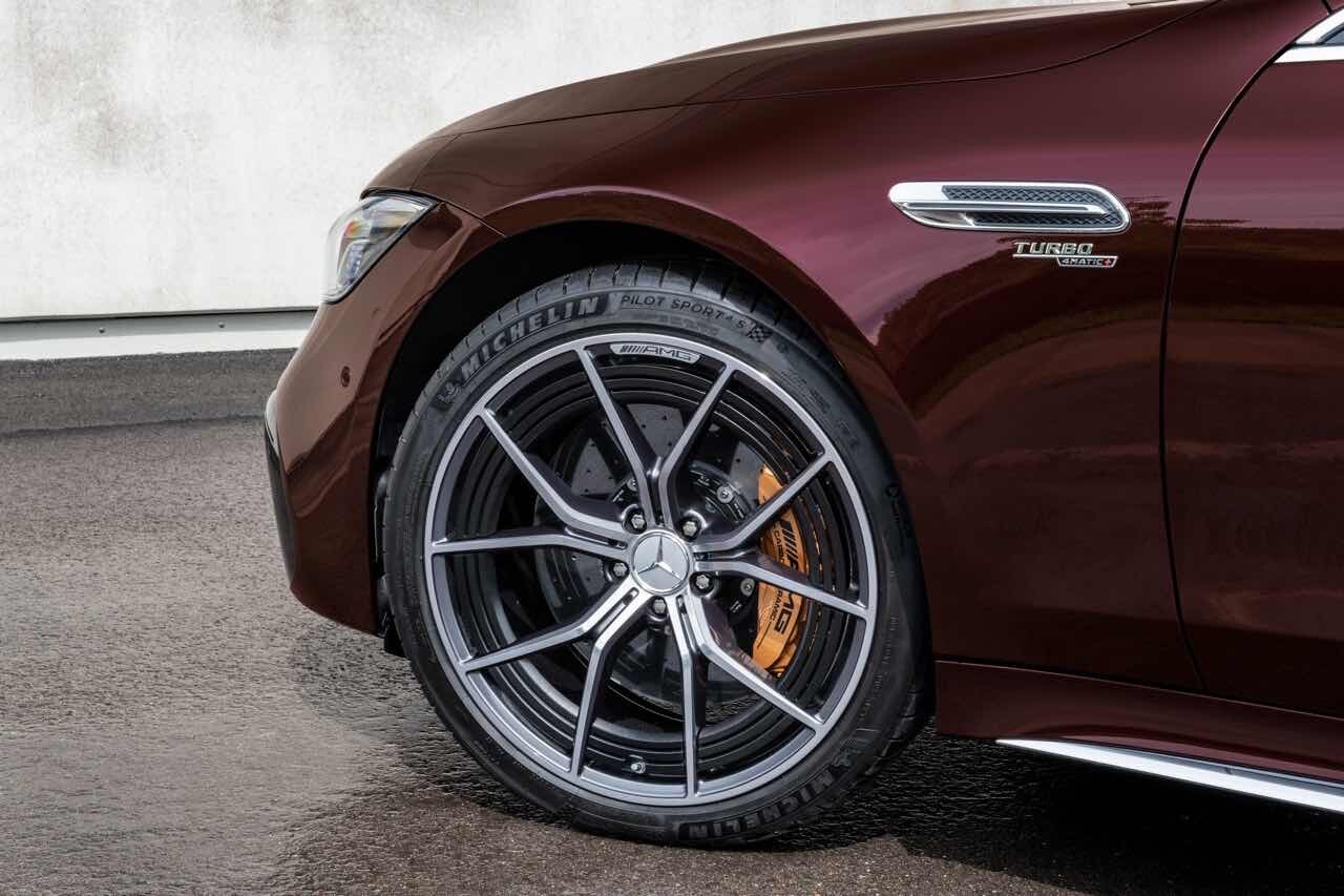 벤츠 AMG GT 4도어 페이스리프트 나왔네요  이미지5