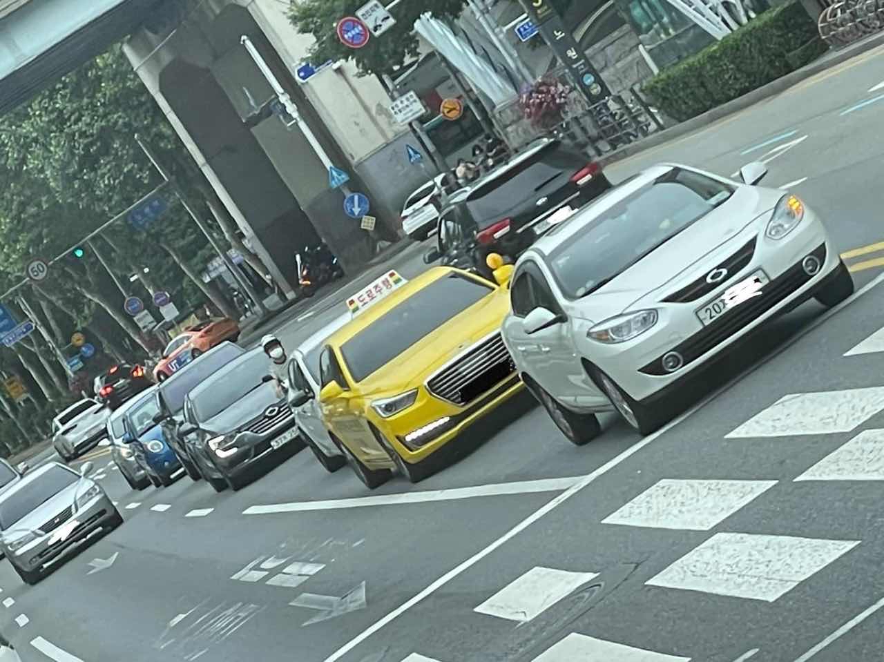 요즘 도로주행차 근황  게시글 썸네일