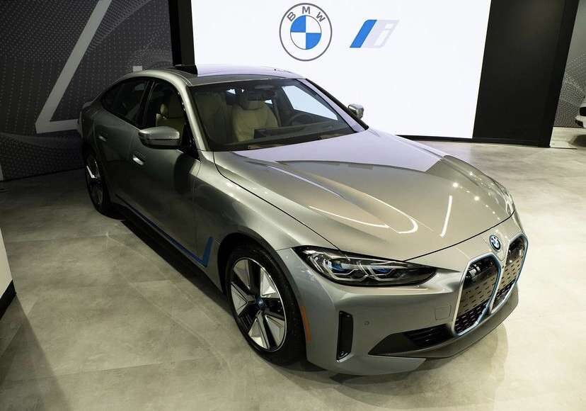 Bmw i4, i X 실물 사진  이미지2