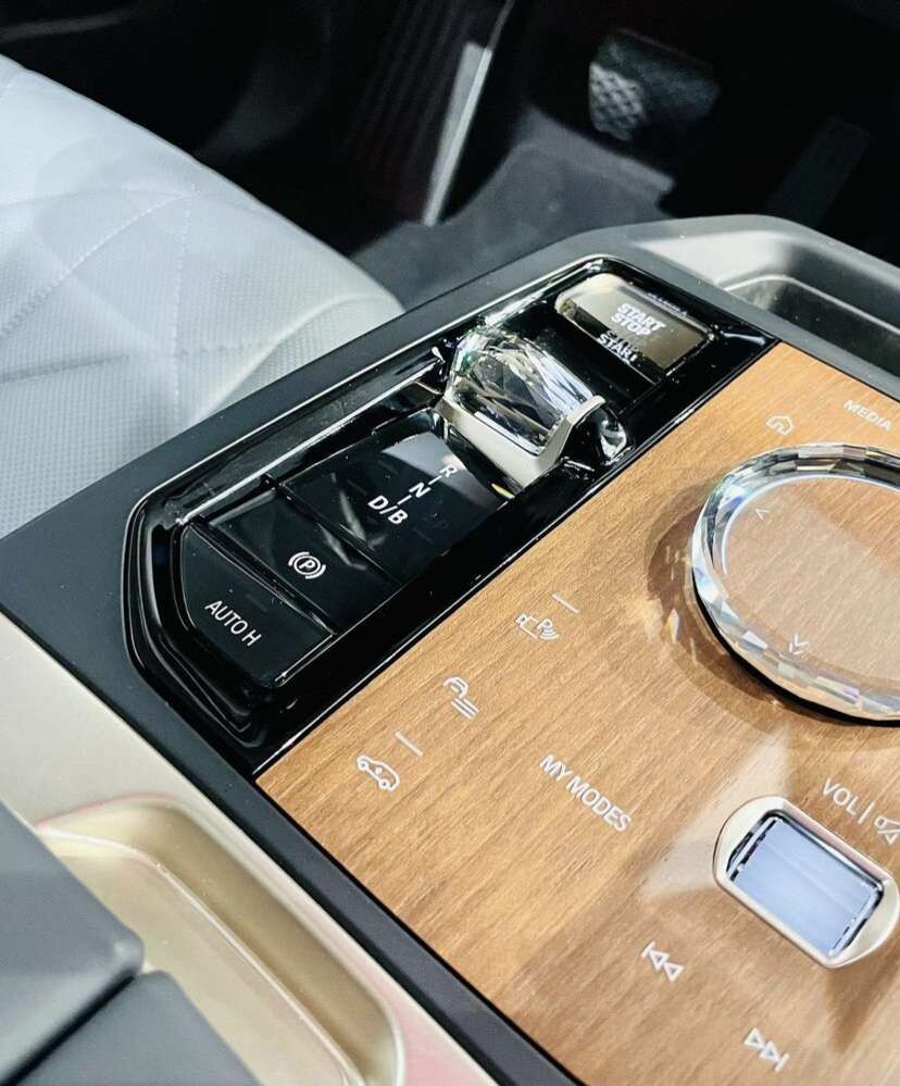 Bmw i4, i X 실물 사진  이미지11