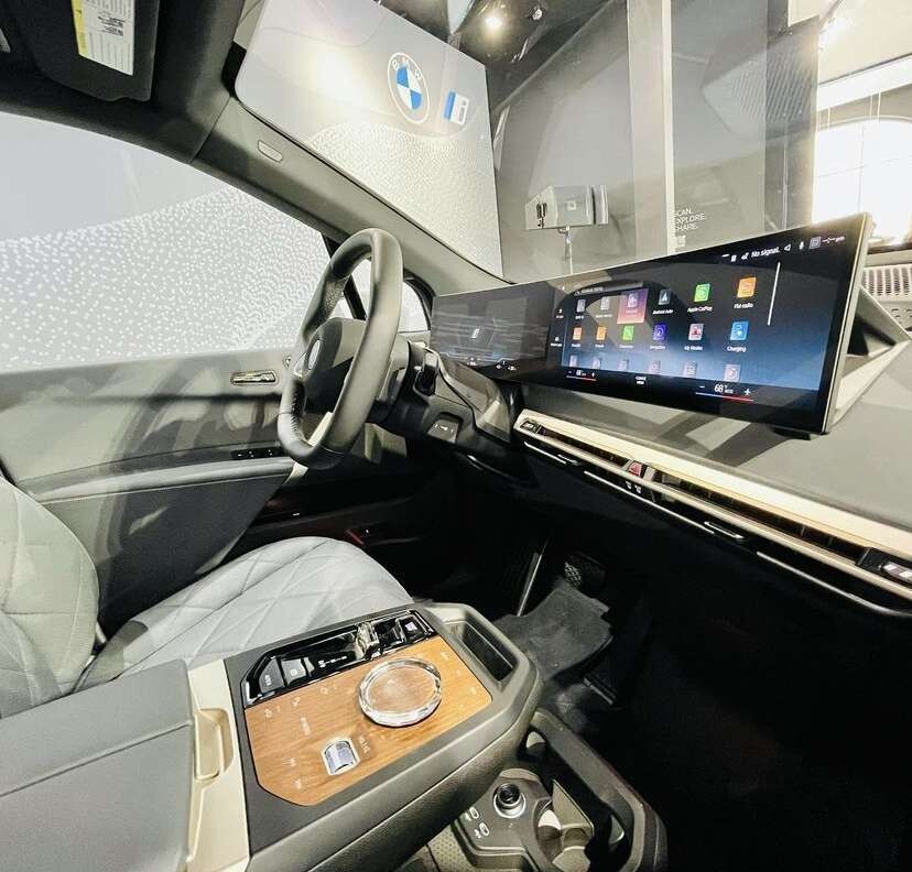 Bmw i4, i X 실물 사진  이미지15