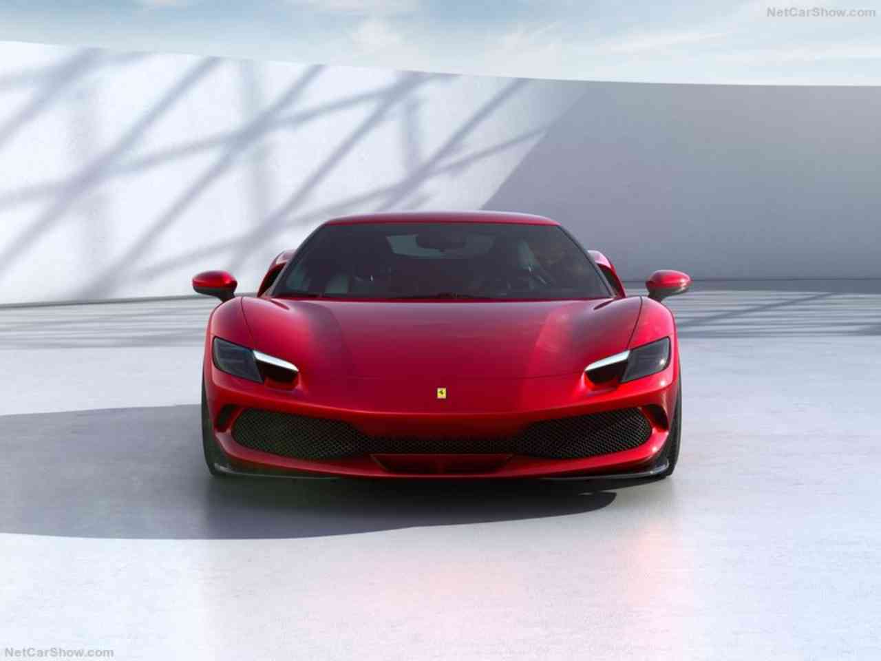 296 GTB, V6 하이브리드 그리고 50년  게시글 썸네일