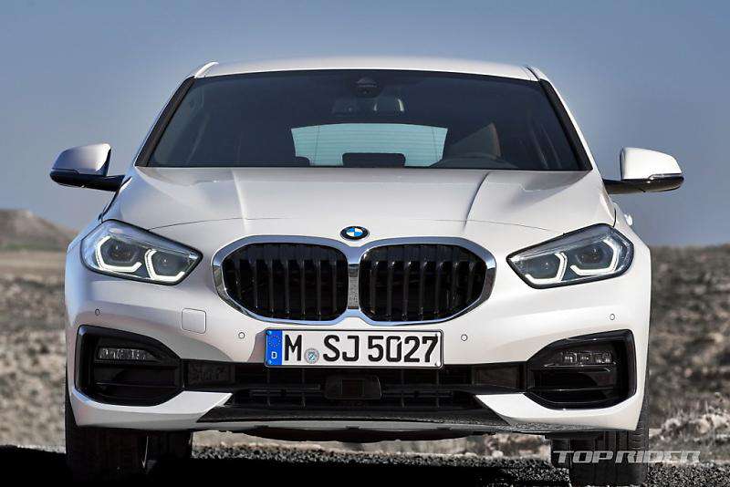 BMW 신형 1시리즈 가솔린 공개 게시글 썸네일