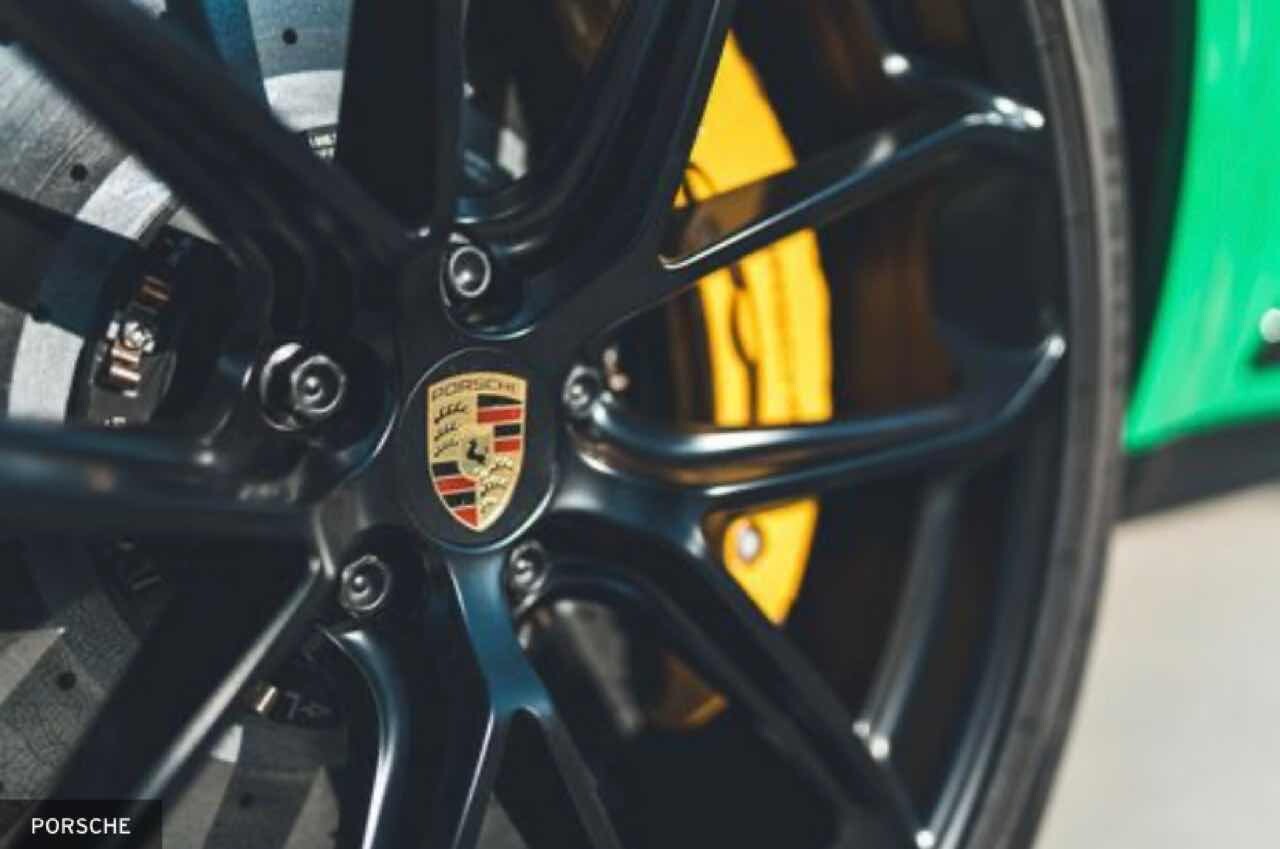 Porsche—요즘 꽂혀 있는 2022 마칸 이미지7