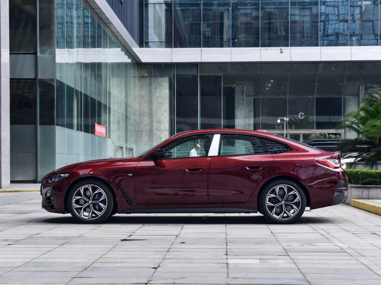 2022 BMW 4시리즈 그란쿠페 실차 디테일 사진  이미지5
