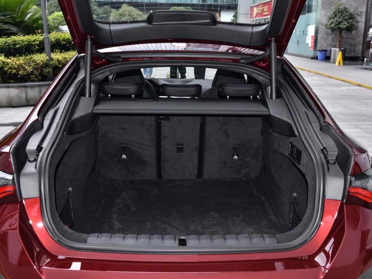 2022 BMW 4시리즈 그란쿠페 실차 디테일 사진  이미지10