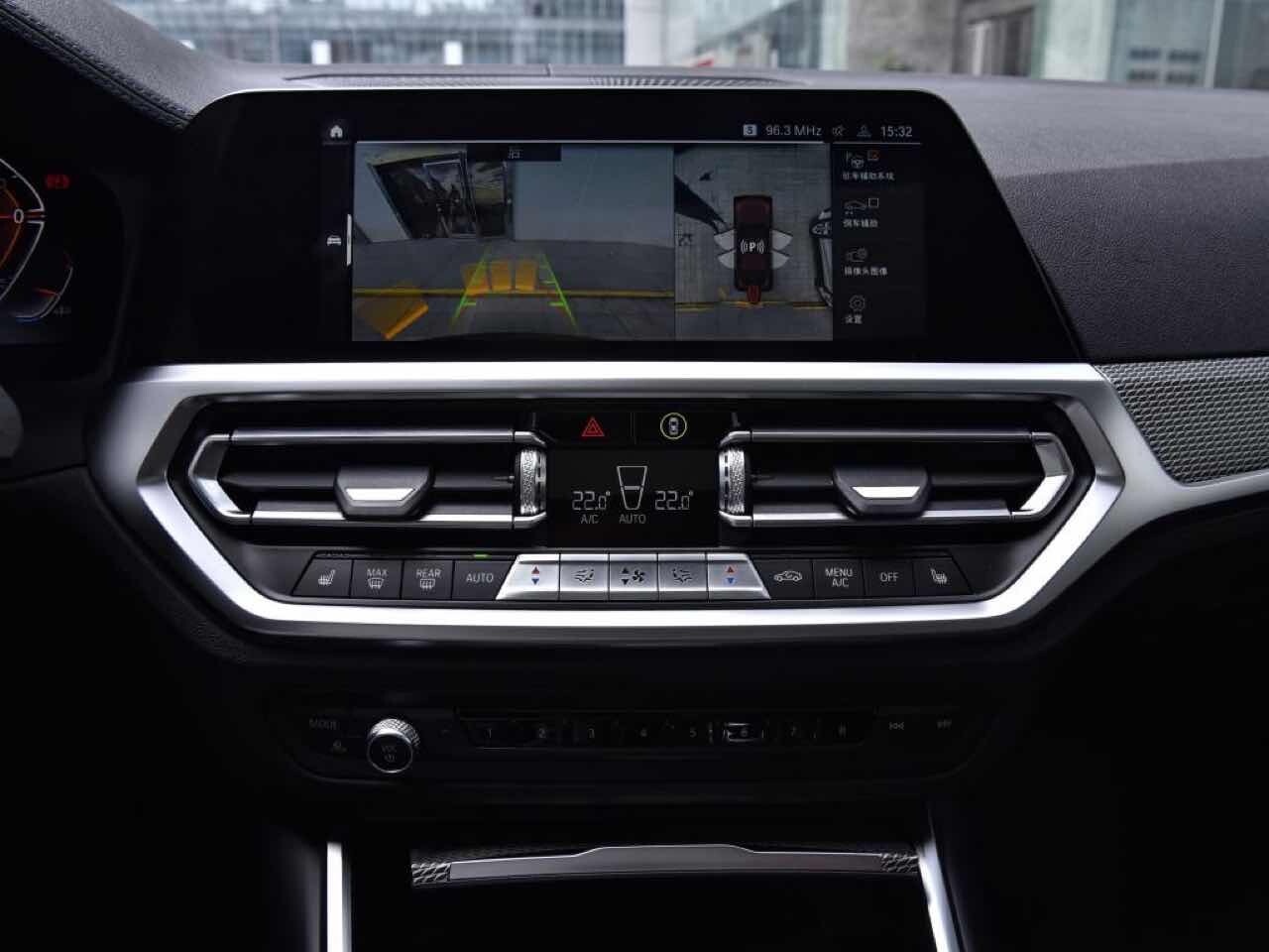2022 BMW 4시리즈 그란쿠페 실차 디테일 사진  이미지16