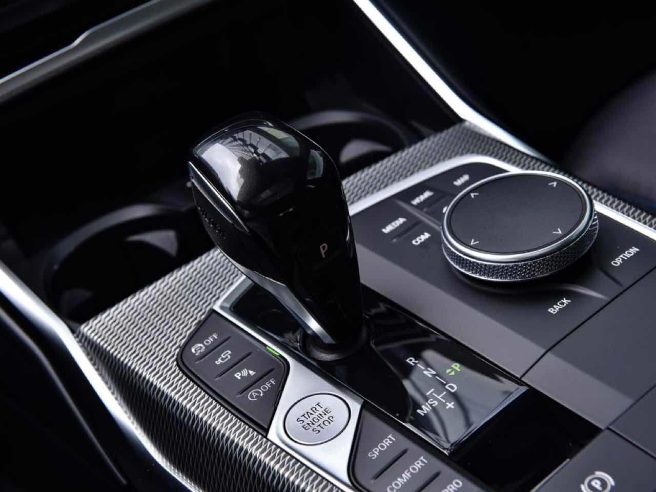 2022 BMW 4시리즈 그란쿠페 실차 디테일 사진  이미지17