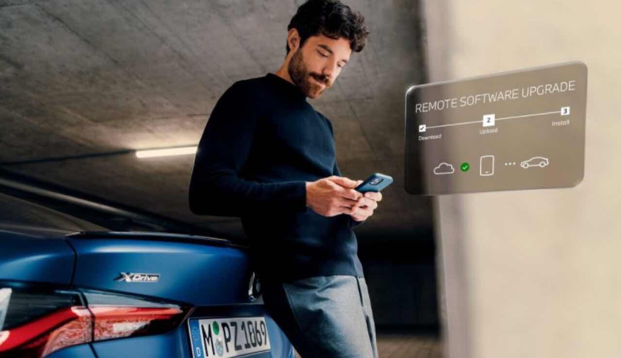 BMW 역대급 무선 업데이트 진행 예정 (오너분들 필독) 게시글 썸네일