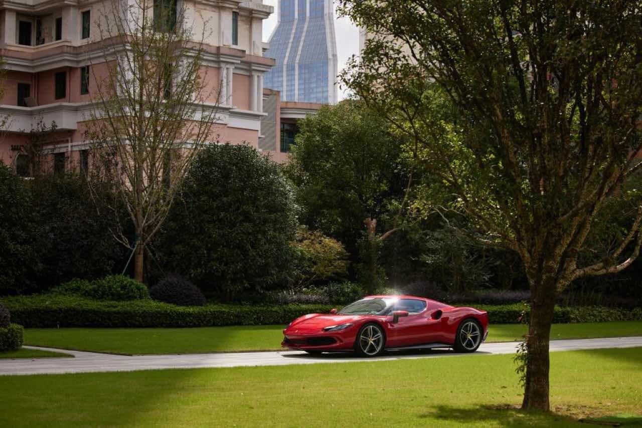 [신차 사진] 페라리 296 GTB  이미지5