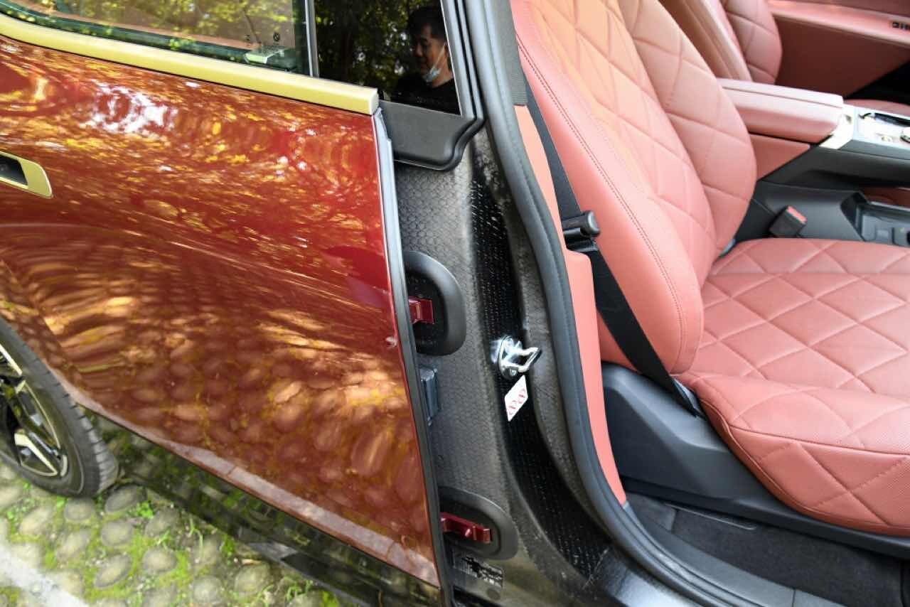 BMW iX xDrive 50 상세사진 (스압, 데이터 주의) 이미지24