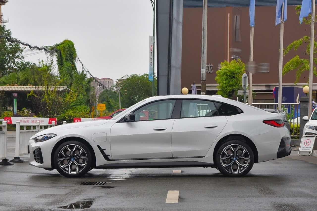 BMW i4 eDrive40 상세사진 (스압, 데이터 주의)  이미지3