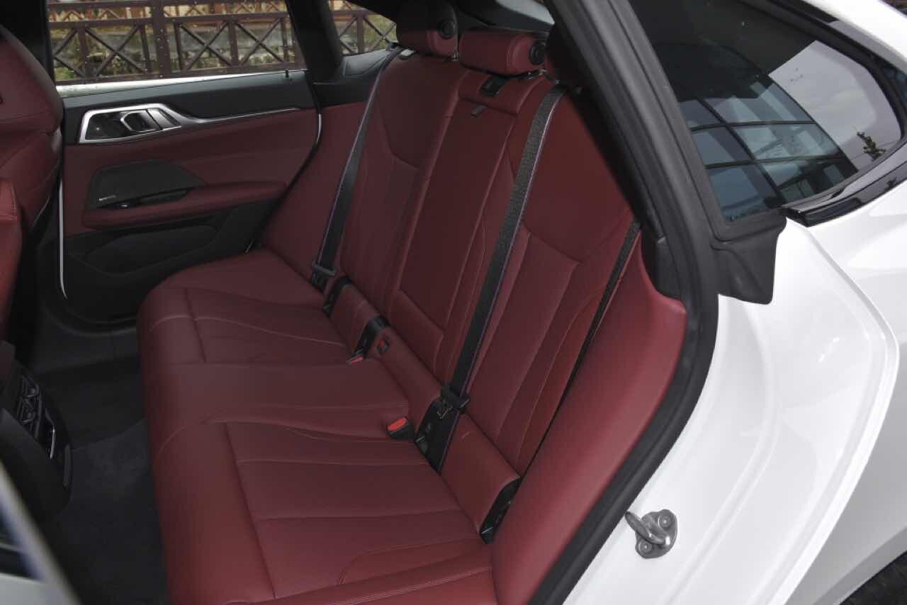 BMW i4 eDrive40 상세사진 (스압, 데이터 주의)  이미지32