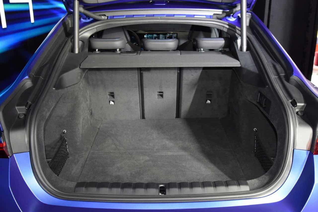 BMW i4 M50 상세사진 (스압, 데이터 주의) 이미지46