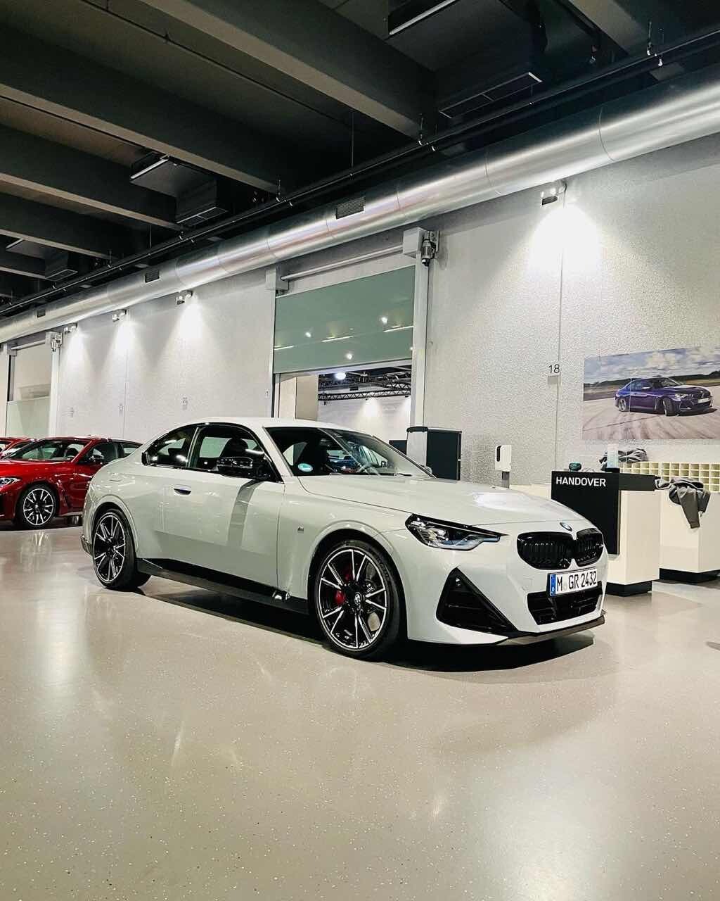 BMW M240i 실물 이미지 썸네일