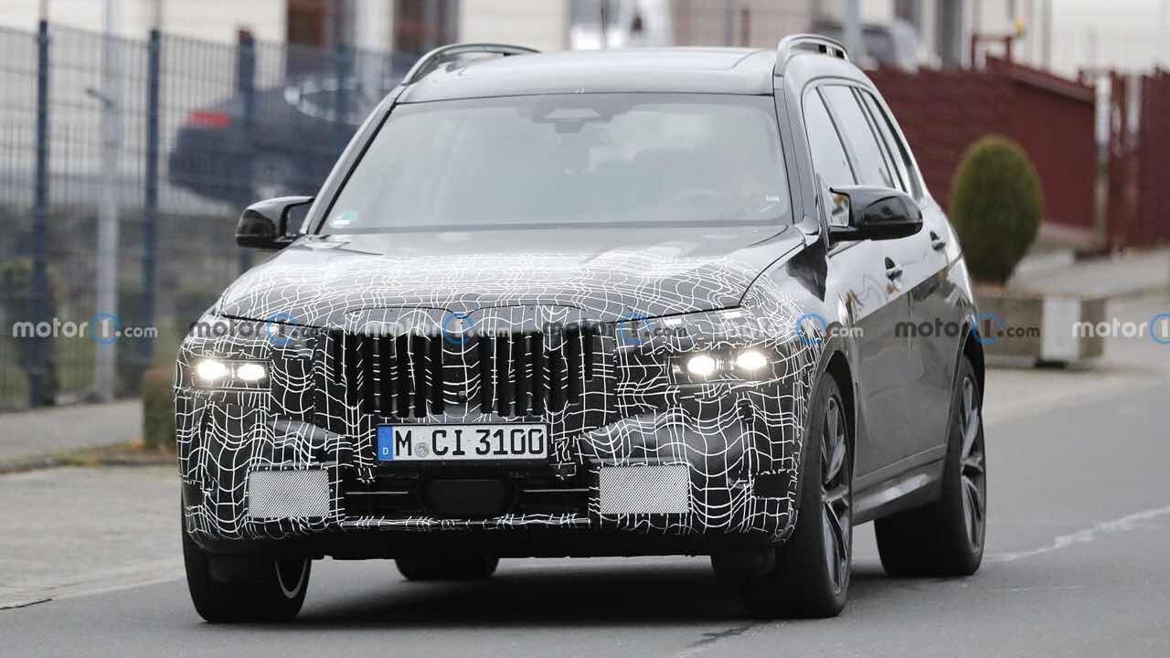 BMW X7 페이스리프트 최신 스파이샷  이미지1