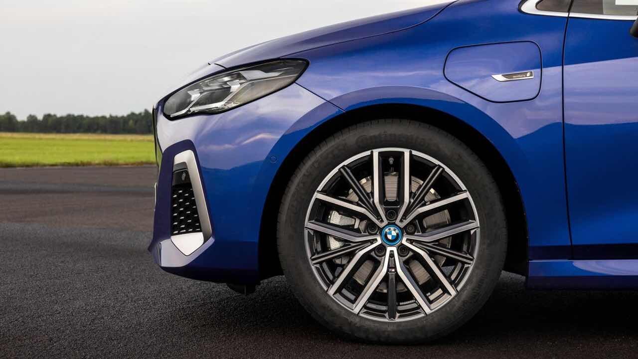 BMW 2시리즈 액티브투어러 풀체인지 공개 (사진많음) 이미지9