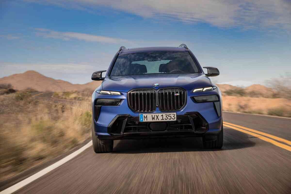 BMW X7 LCI (페이스리프트) 공개! (사진 많음)  게시글 썸네일