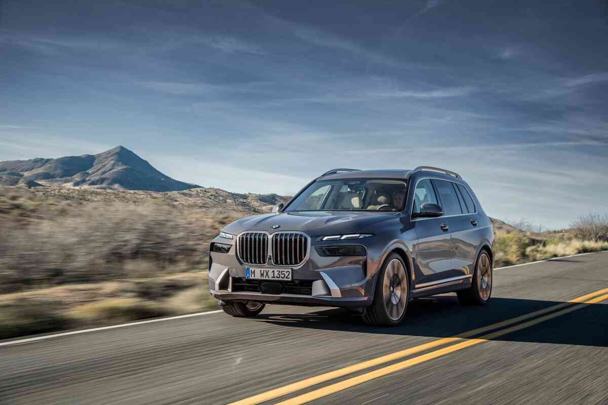 BMW X7 LCI (페이스리프트) 공개! (사진 많음)  이미지28