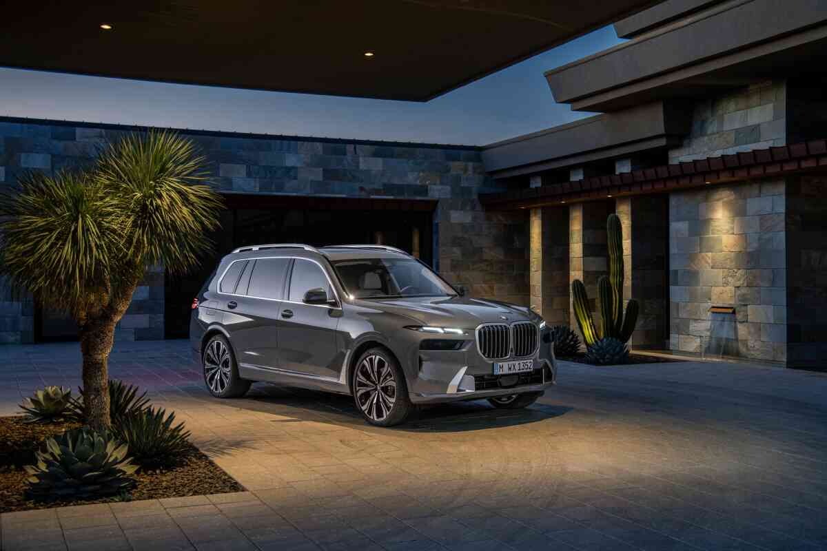 BMW X7 LCI (페이스리프트) 공개! (사진 많음)  이미지34