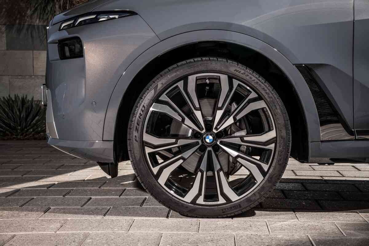 BMW X7 LCI (페이스리프트) 공개! (사진 많음)  이미지37