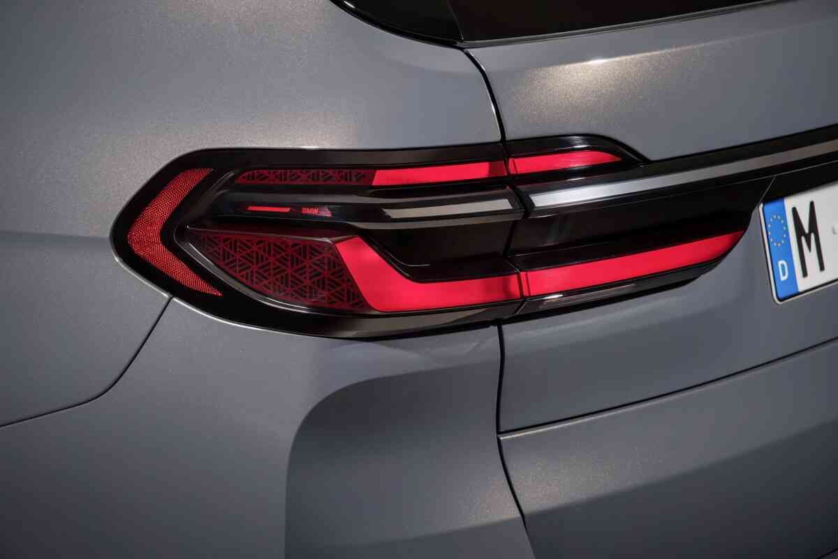 BMW X7 LCI (페이스리프트) 공개! (사진 많음)  이미지38