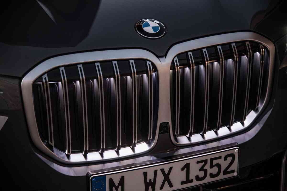 BMW X7 LCI (페이스리프트) 공개! (사진 많음)  이미지41