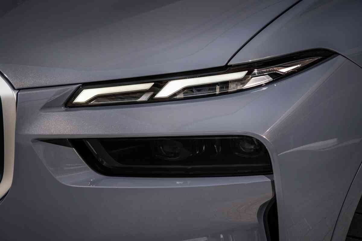 BMW X7 LCI (페이스리프트) 공개! (사진 많음)  이미지35